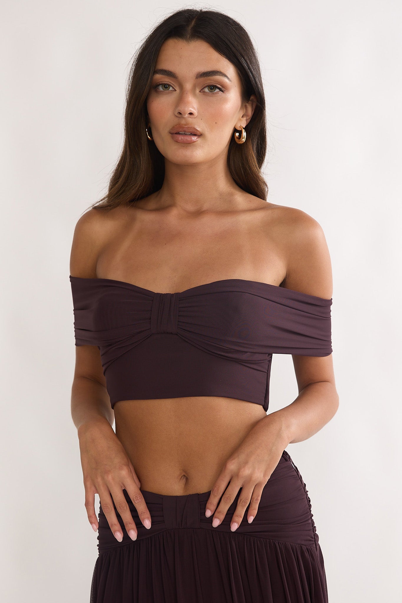 Farela Off-Shoulder Crop Top Coffee