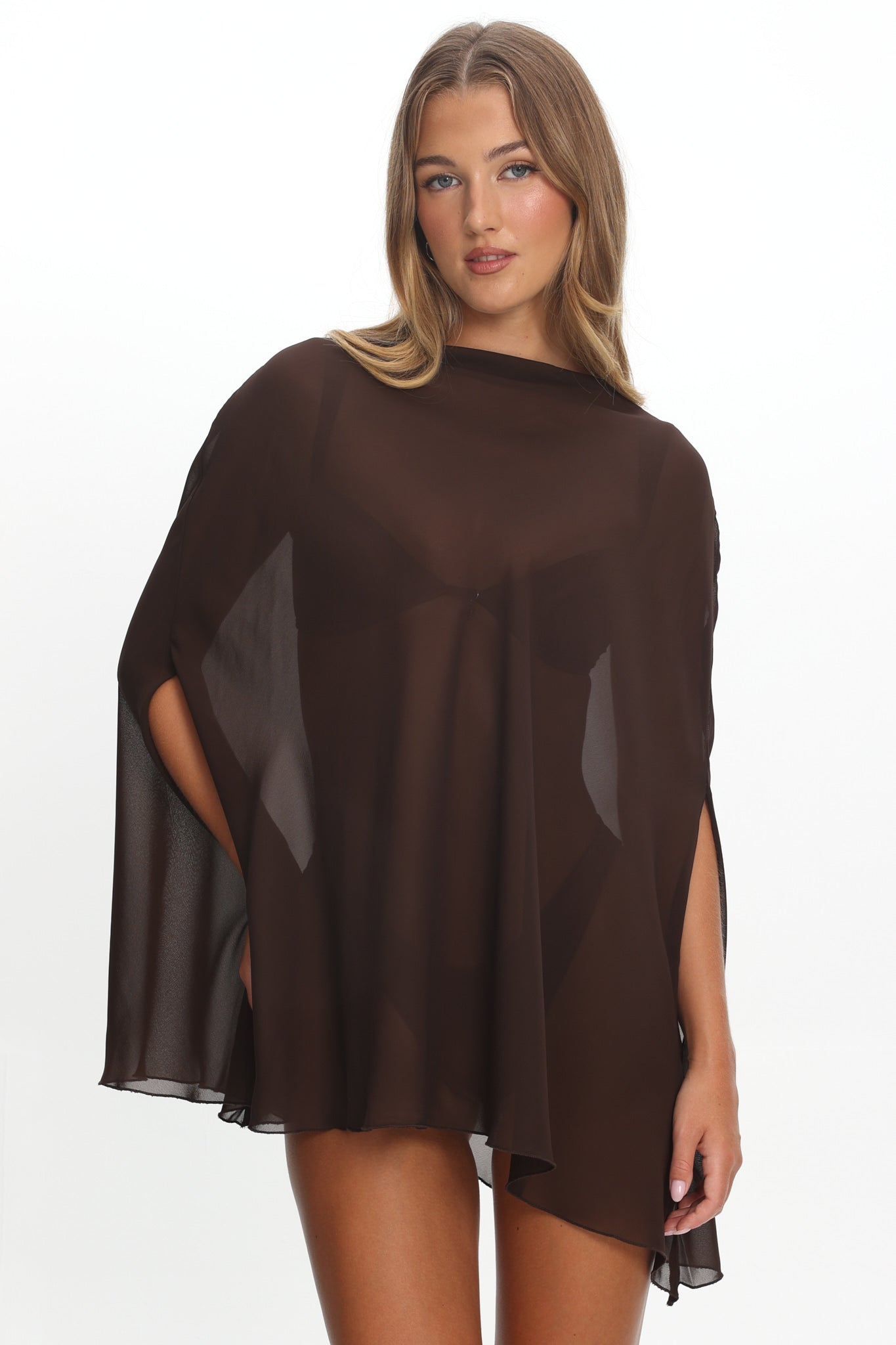 LIONESS Aura Poncho Chocolate